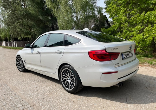 BMW Seria 3 cena 85500 przebieg: 156000, rok produkcji 2017 z Wrocław małe 191